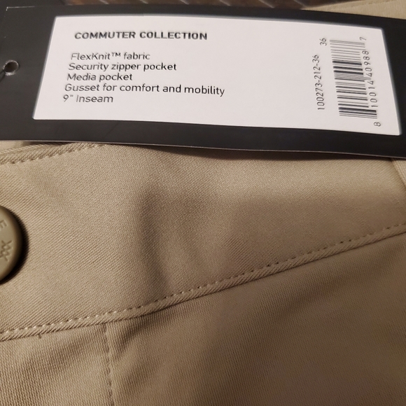 Rhone Commuter Short - Picture 3 of 7